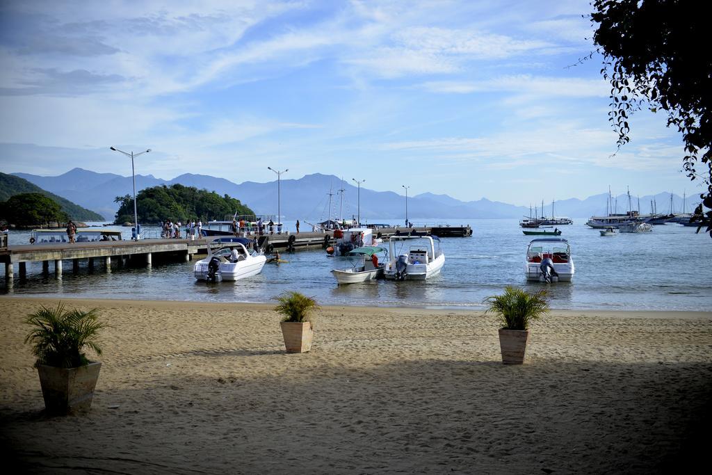 Pousada E Restaurante O Pescador Abraão Buitenkant foto